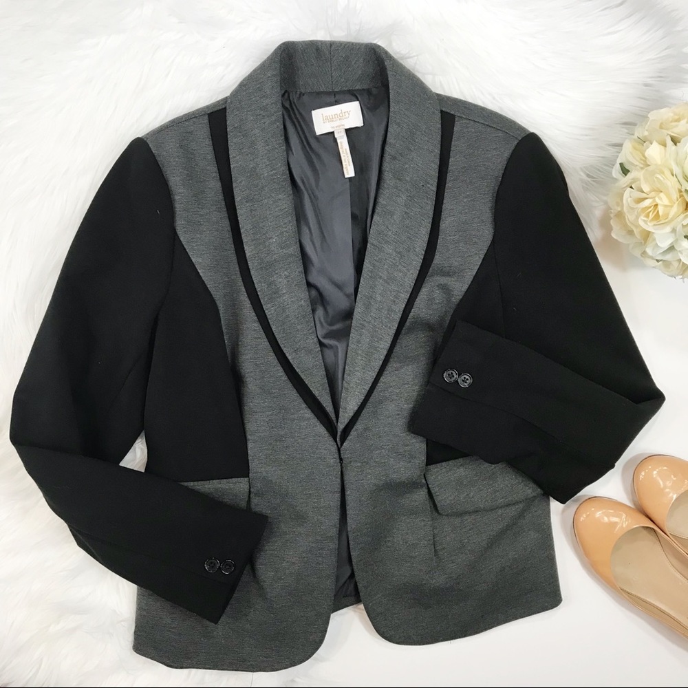 Laundry by Shelli Segal gray and black blazer